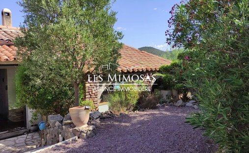 Casa en Fréjus, Provenza-Alpes-Costa Azul, Francia 1