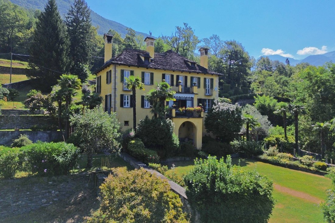 Villa in Masera, Piedmont, Italy 2 - 16961232