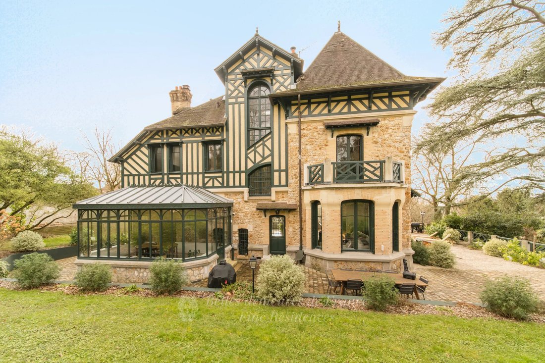 Estate in Yerres, Ile-de-France, France 2 - 16839401