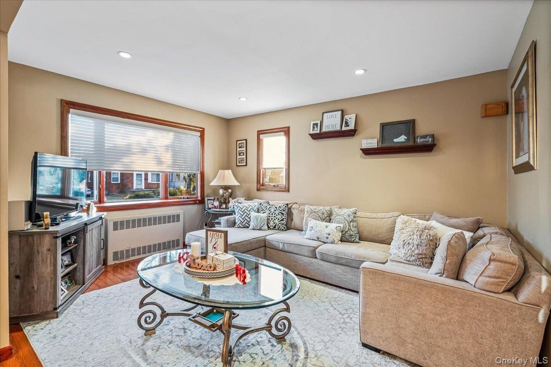 House in New York, New York, United States 2 - 16958762