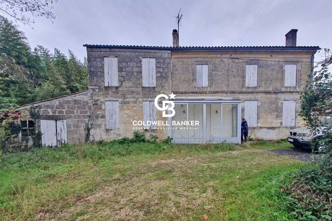 Farm Ranch in Neac, Nouvelle-Aquitaine, France 1 - 16960813