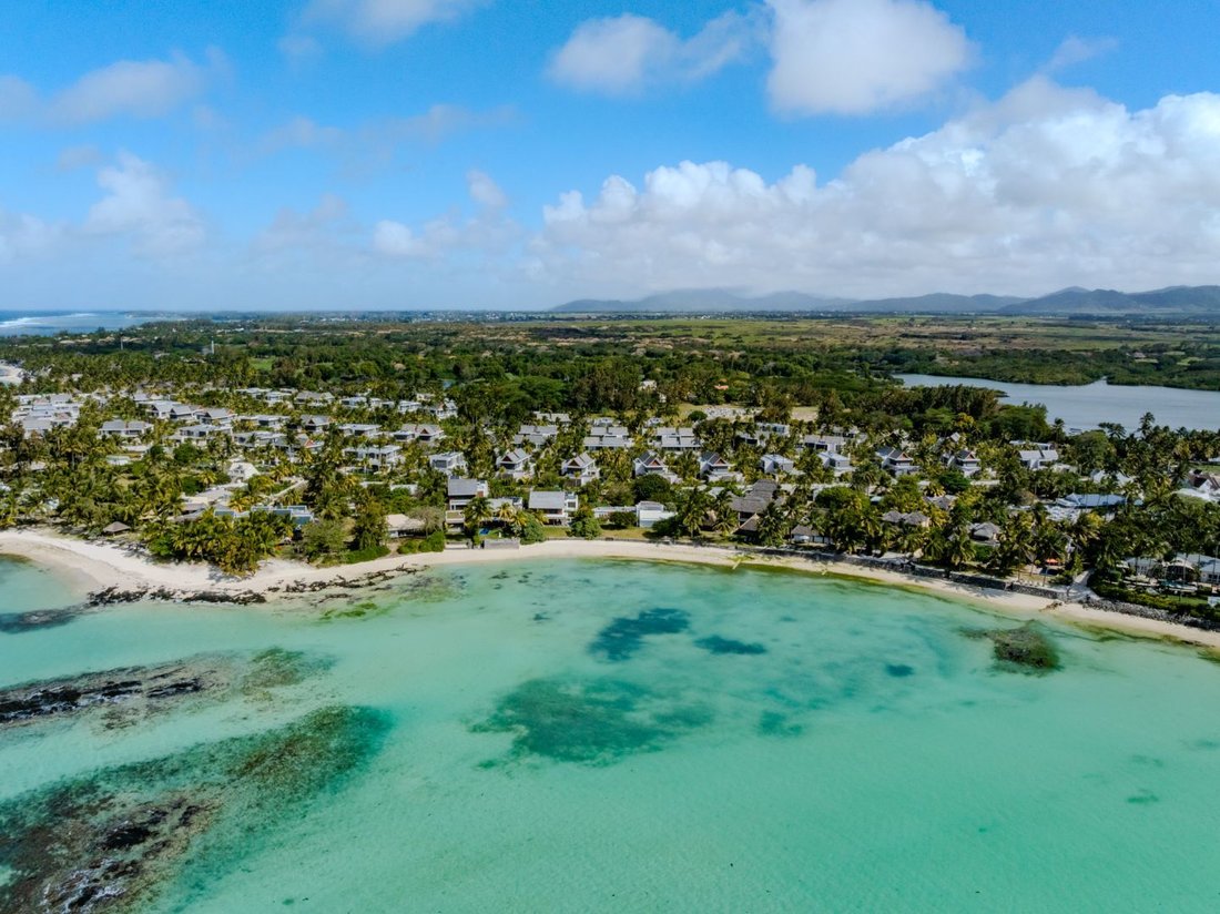 Villa in Quatre Cocos, Flacq District, Mauritius 1 - 16958171