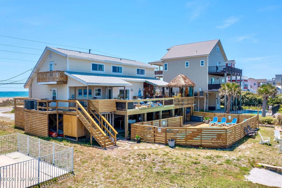 House in North Topsail Beach, North Carolina, United States 5 - 16961173