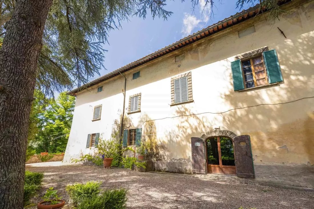 Estate in Castelnuovo Berardenga, Tuscany, Italy 3 - 15141835