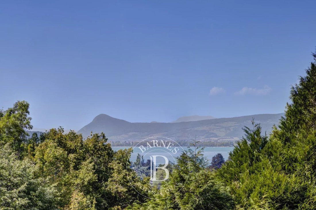 House in Menthon-Saint-Bernard, Auvergne-Rhône-Alpes, France 2 - 16959077