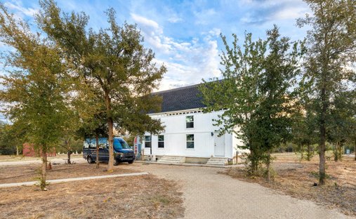House in Lockhart, Texas, United States 1