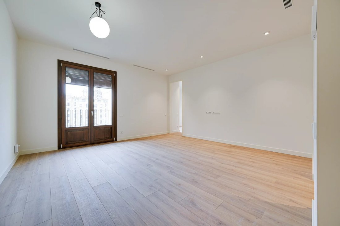 Apartment in Ciutat Vella, Barcelona, Spain 3 - 16958152