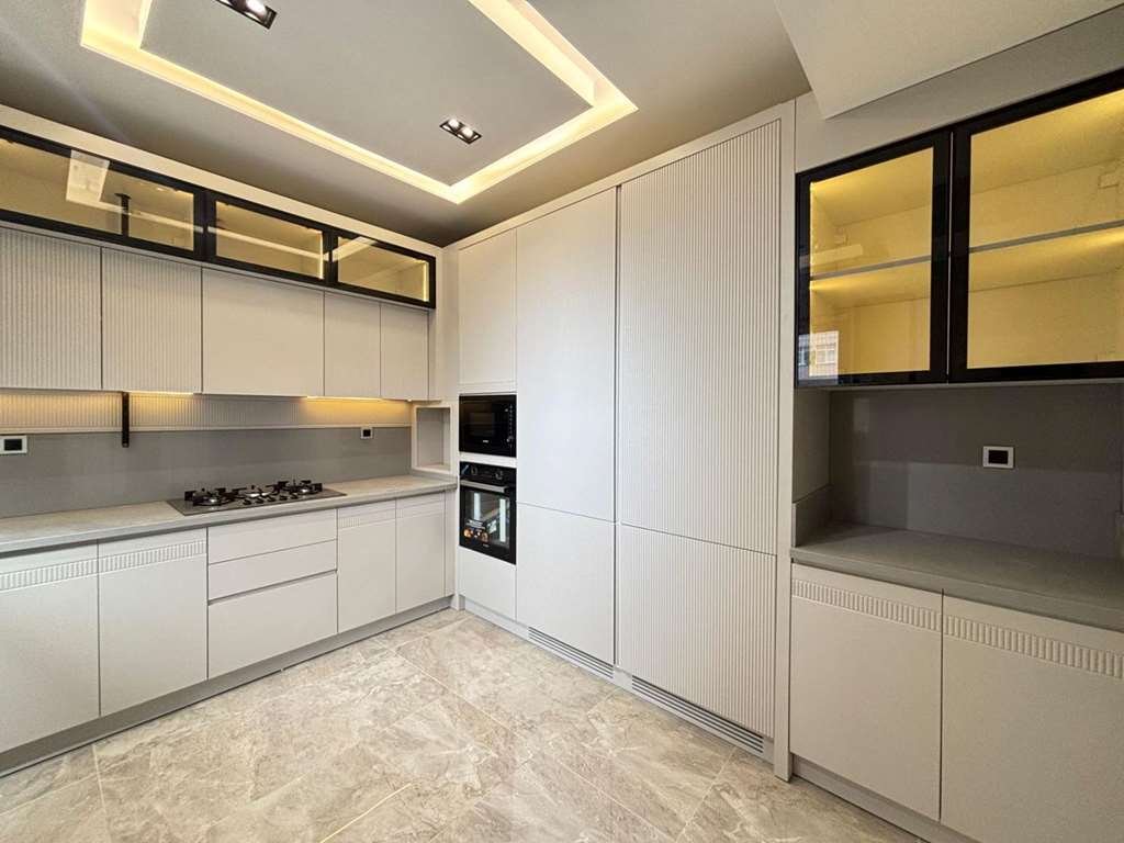 Mersin, Mezitli, Turkey 4 - 16960270