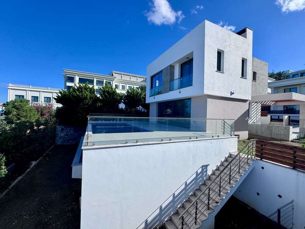 Villa in Girne (K.K.T.C.), Türkiye 4 - 16960447