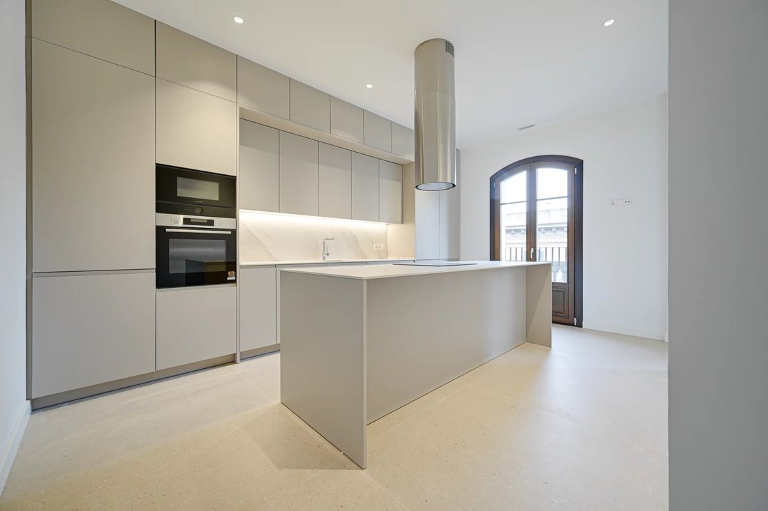 Apartment in Ciutat Vella, Barcelona, Spain 5 - 16958156