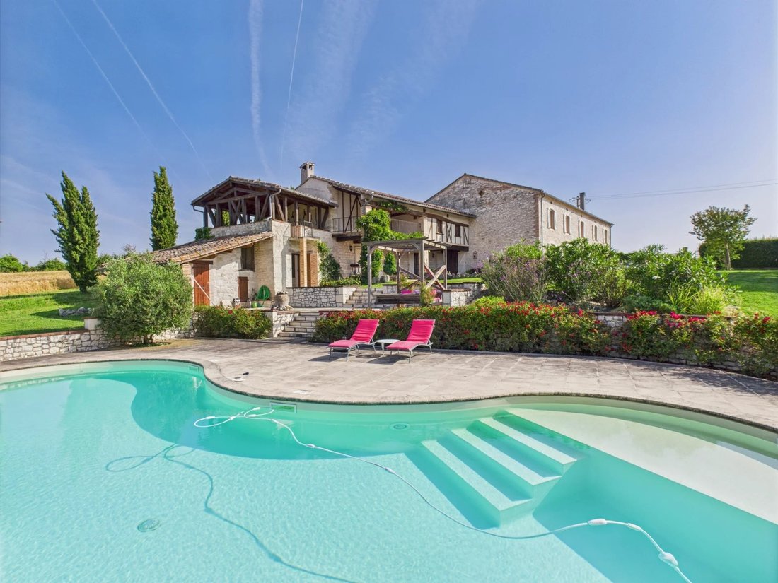 House in Castelnau-de-Montmiral, Occitania, France 1 - 15984989