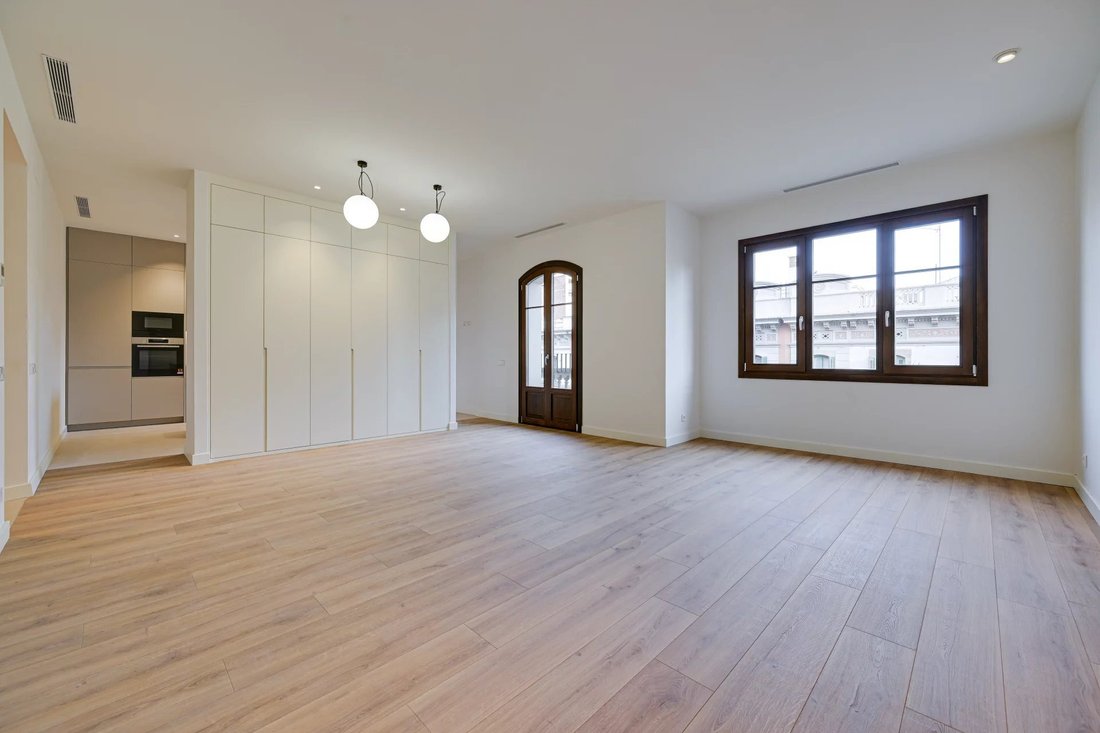 Apartment in Ciutat Vella, Barcelona, Spain 2 - 16958156
