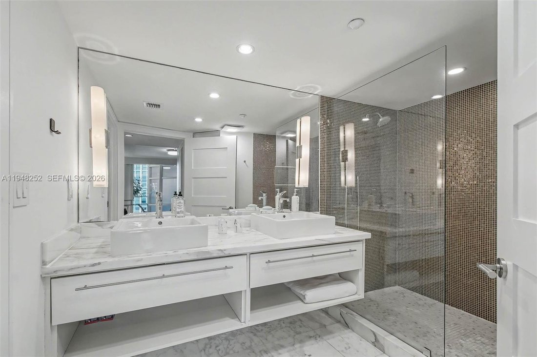 Condo in Miami Beach, Florida, United States 4 - 16959114