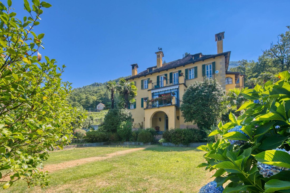 Villa in Masera, Piedmont, Italy 1 - 16961232
