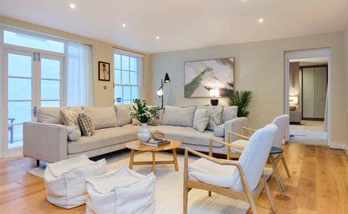 Apartment in Hyde Park, Westminster, England 1
