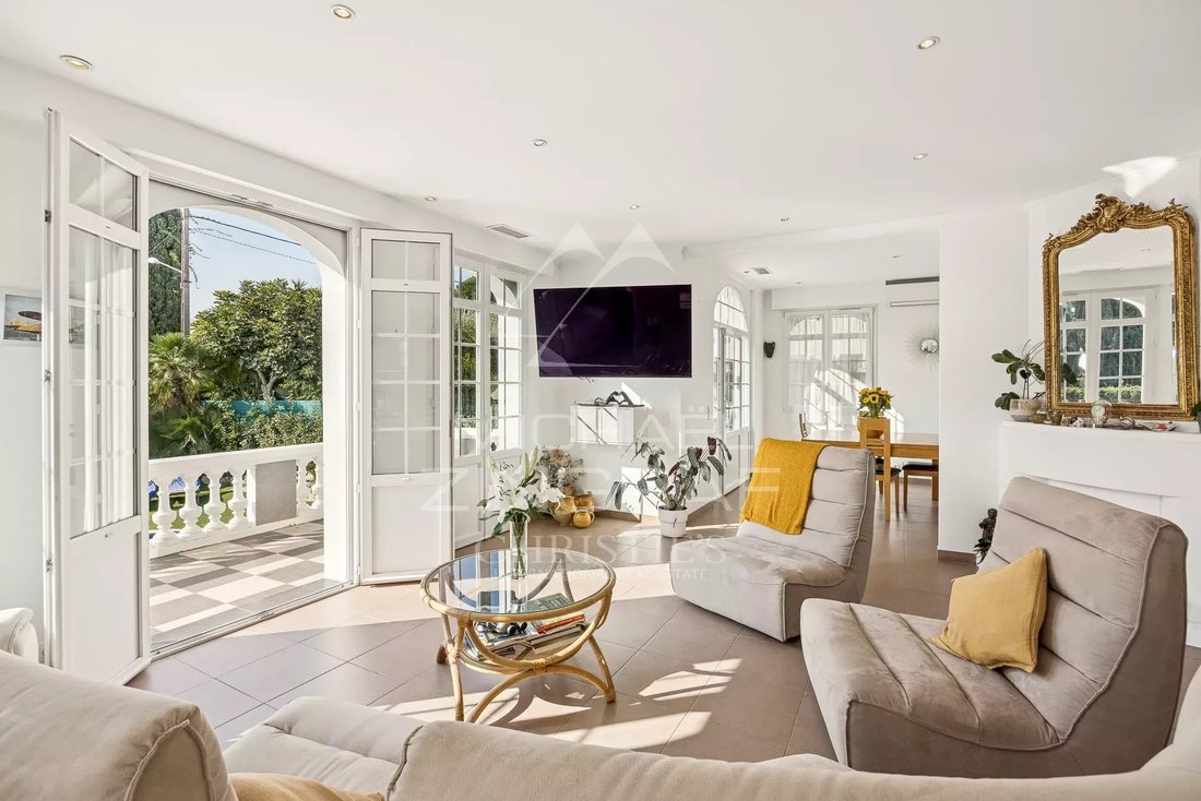 House in Saint Maymes-Lauvert, Antibes, France 4 - 16958047