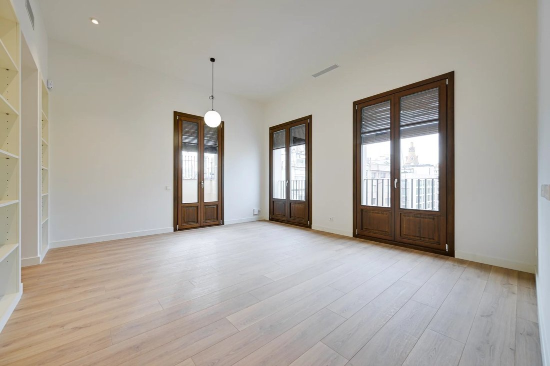 Apartment in Eixample, Barcelona, Spain 5 - 16958146