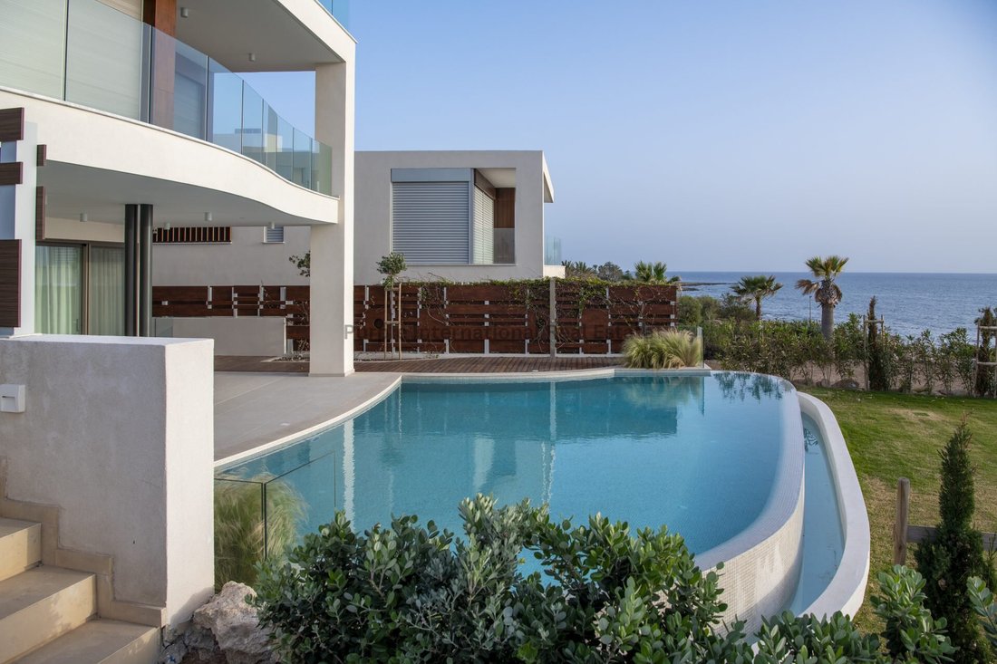 Villa in Chloraka, Paphos, Cyprus 1 - 16958726