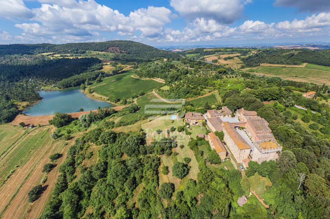 Estate in Rapolano Terme, Tuscany, Italy 4 - 15059486