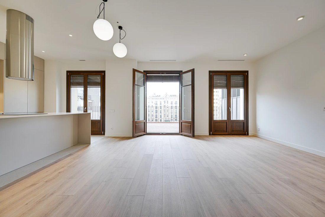 Apartment in Eixample, Barcelona, Spain 5 - 16958153