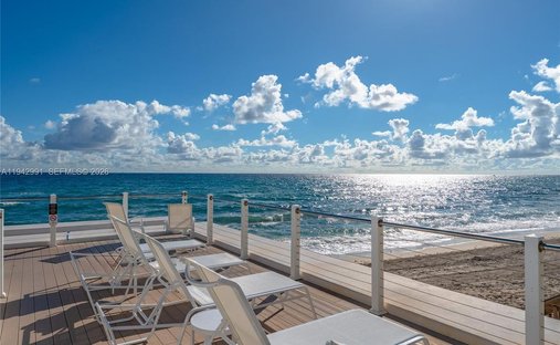 Condo in South Palm Beach, Florida, United States 1