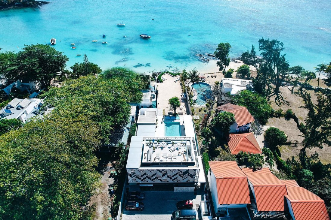 Apartment in Grand Baie, Rivière du Rempart District, Mauritius 1 - 16958221