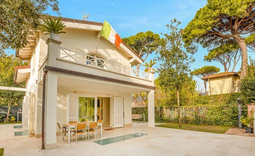 Villa in Center, Forte dei Marmi, Tuscany 1