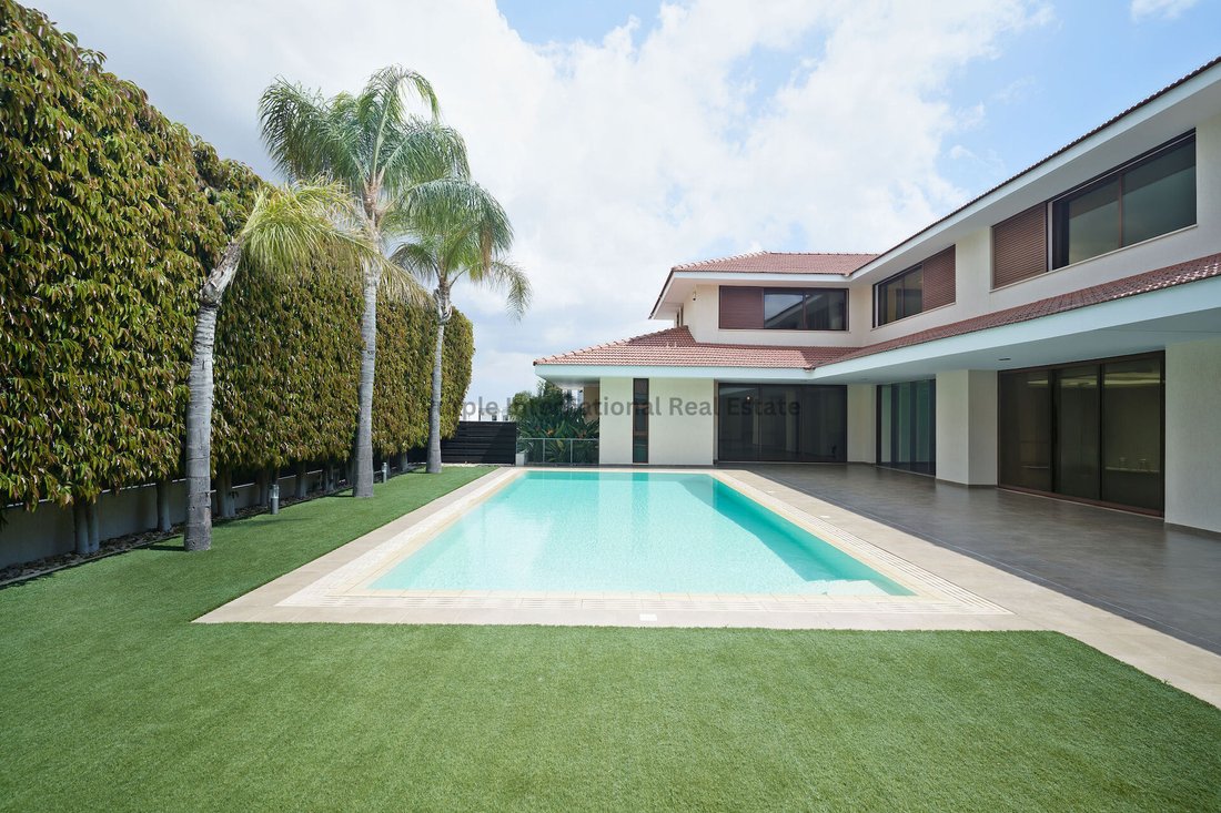 Villa in Strovolos, Nicosia, Cyprus 2 - 16958178