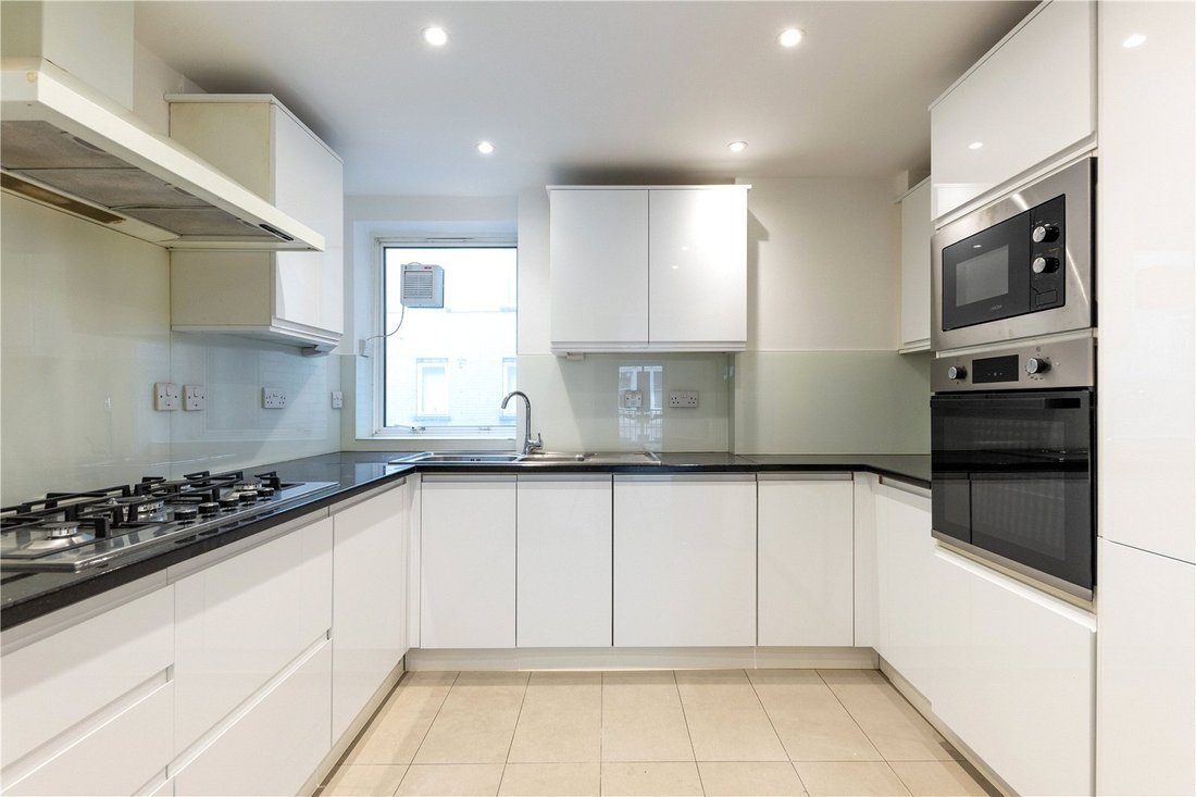 Apartment in Piccadilly, Westminster, England 5 - 16958594