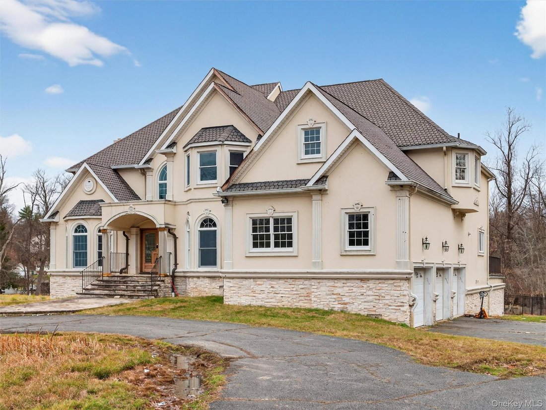 Casa en Spring Valley, Nueva York, Estados Unidos 2 - 16958730