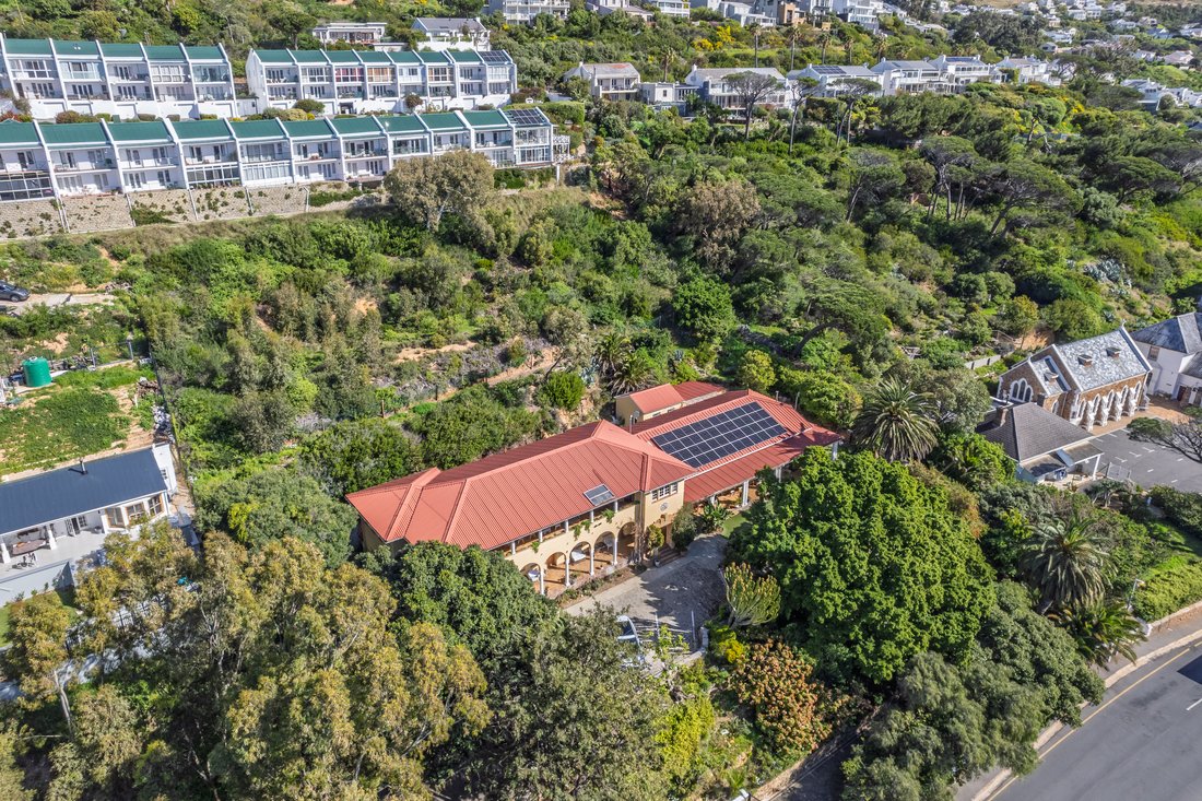 Simon's Town, Cape Town, Western Cape 4 - 16958801