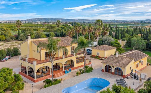 Finca in Orihuela, Land Valencia, Spanien 1