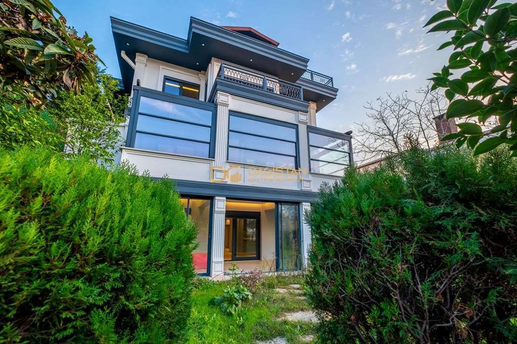 İstanbul, İstanbul, Turkey 2 - 16960733
