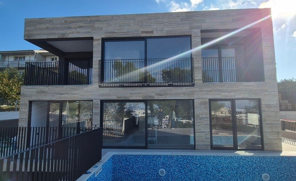 Villa in Sveti Filip i Jakov, Zadar County, Croatia 1 - 16880488