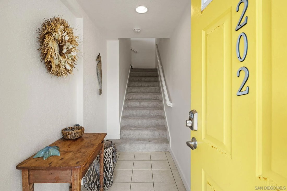 Imperial Beach, California, United States 1 - 16670063
