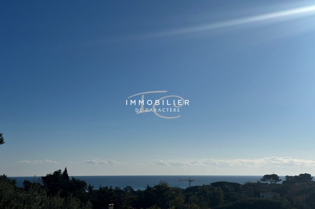 Villa in Zone Ouest Urbaine, Saint-Tropez, France 3 - 16958375