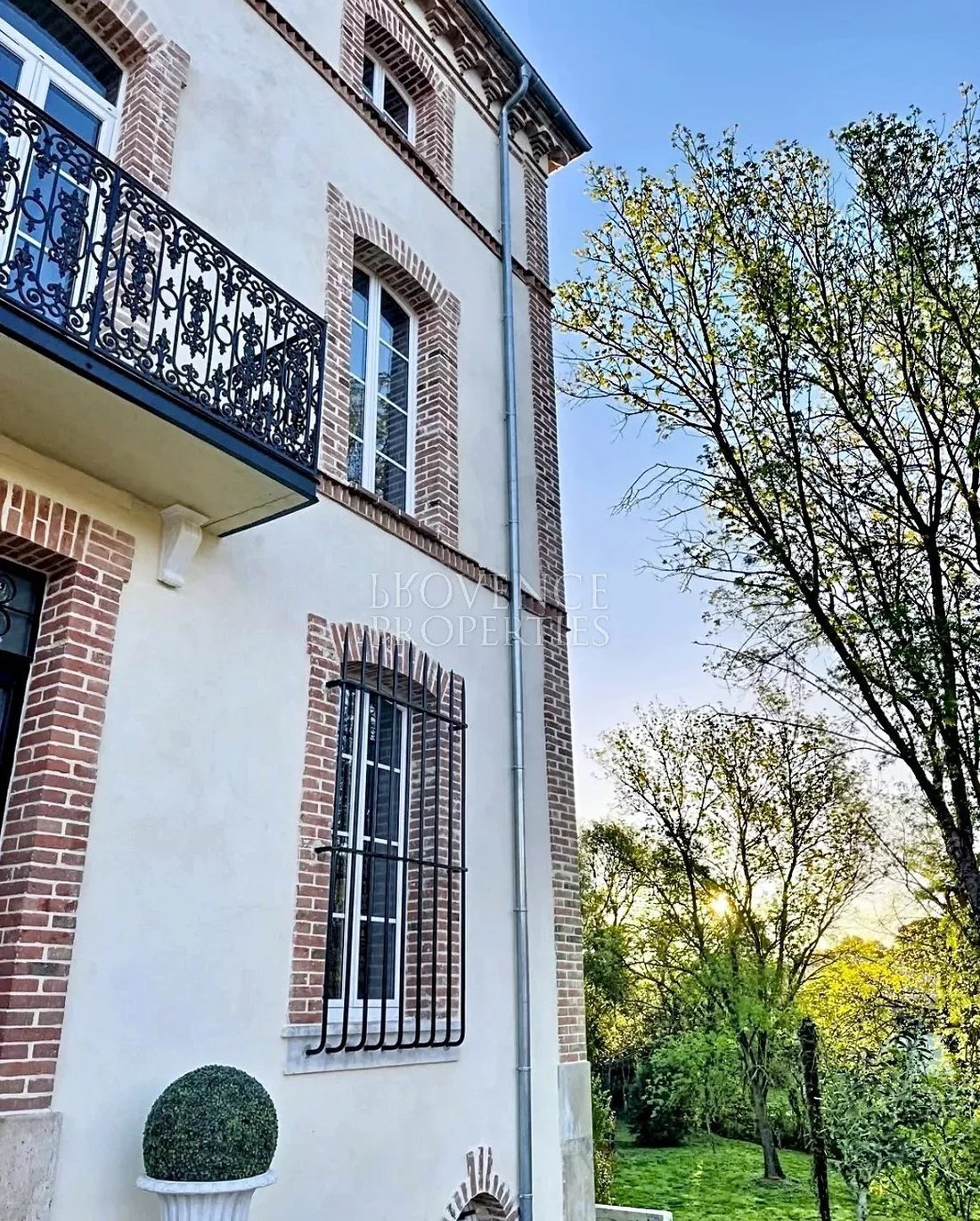 House in Le Val, Provence-Alpes-Côte d'Azur, France 5 - 16960803