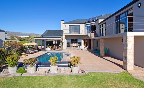 Country House in Cape Town, Western Cape, South Africa 1