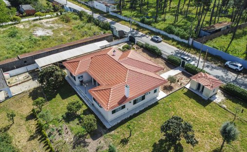 Farm Ranch in Fernão Ferro, Setúbal Municipality, Portugal 1