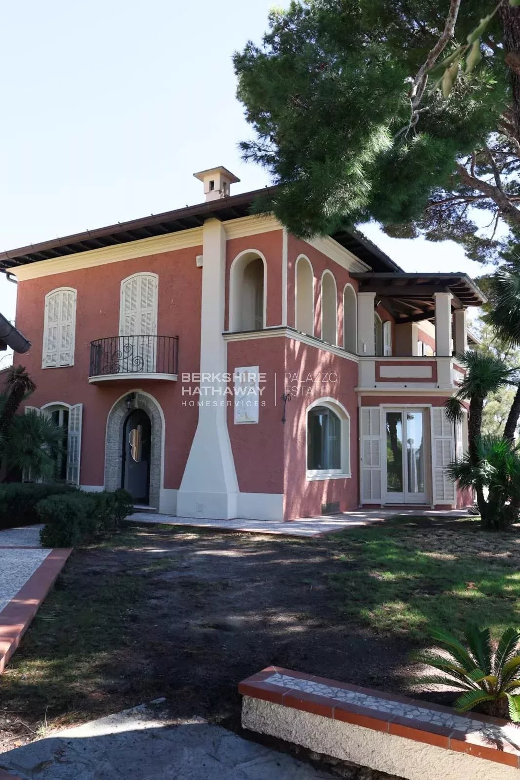 Villa in City Center, Ventimiglia, Liguria 4 - 16959638