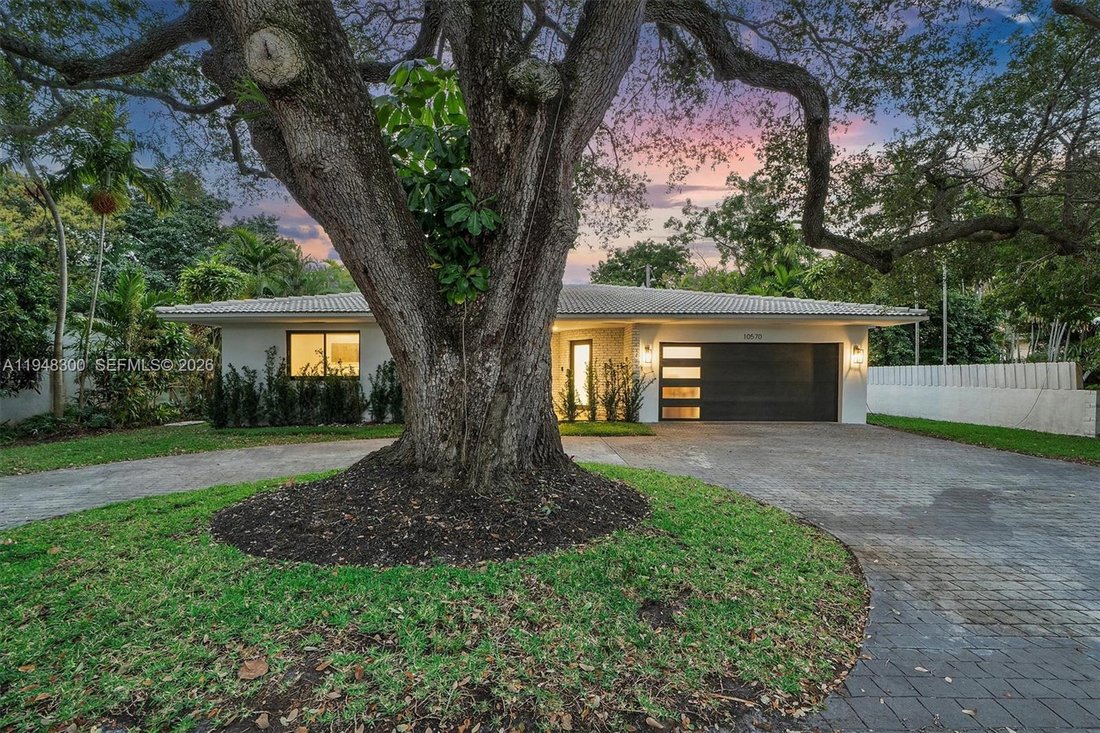 House in Miami, Florida, United States 4 - 16959106
