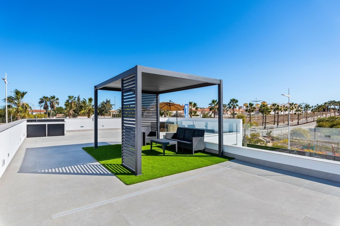 Villa in Algorfa, Land Valencia, Spanien 2 - 16958709