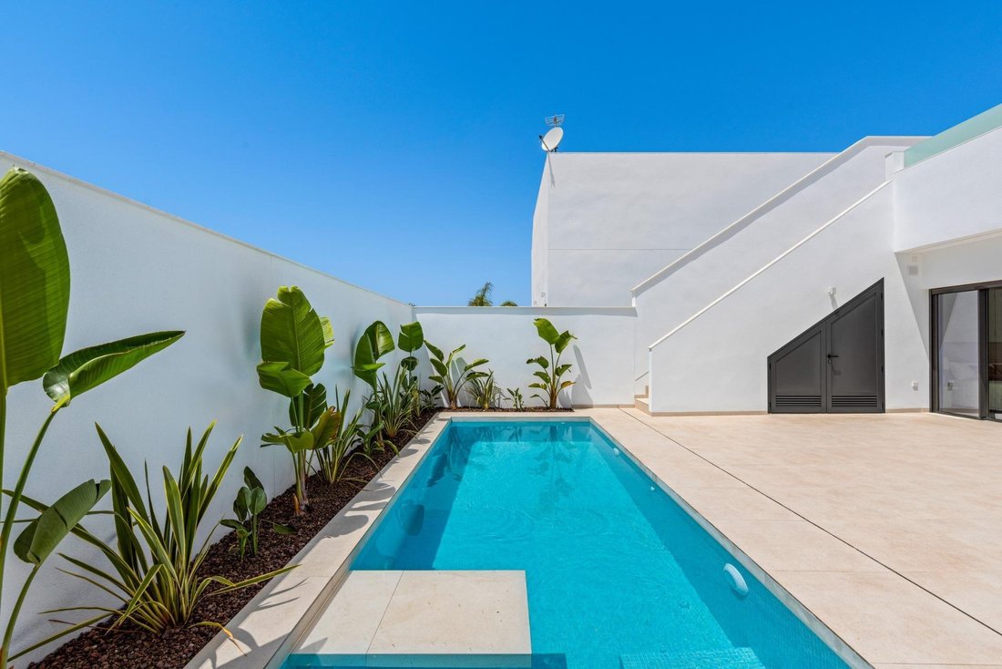 Villa in Los Alcazares, Región de Murcia, Spain 2 - 16958668