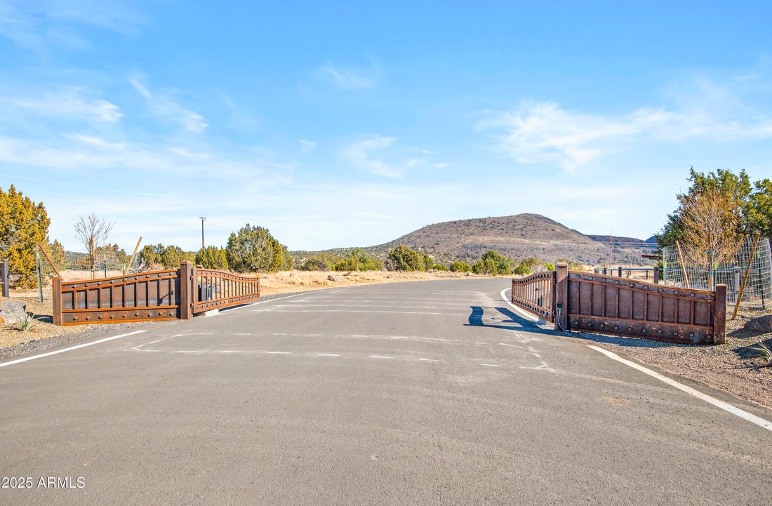 House in Flagstaff, Arizona, United States 5 - 16961034