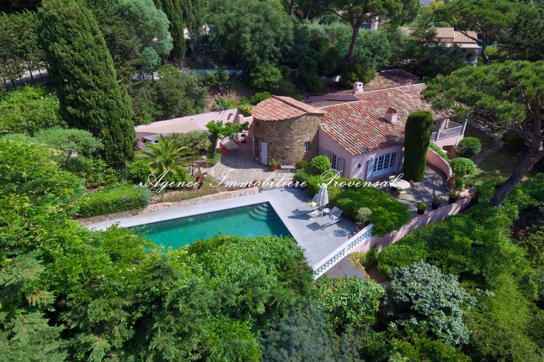 Villa in Ville-Les Saquedes-Le Bouillonnet, Sainte-Maxime, France 2 - 15859334