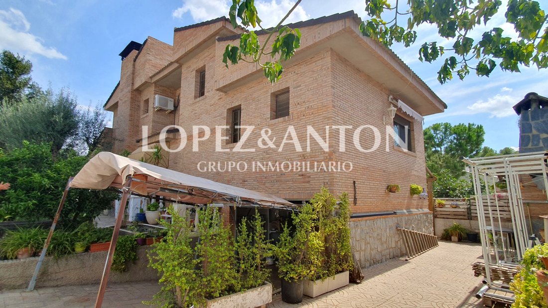 Chalet in l'Eliana, Valencian Community, Spain 2 - 16958715