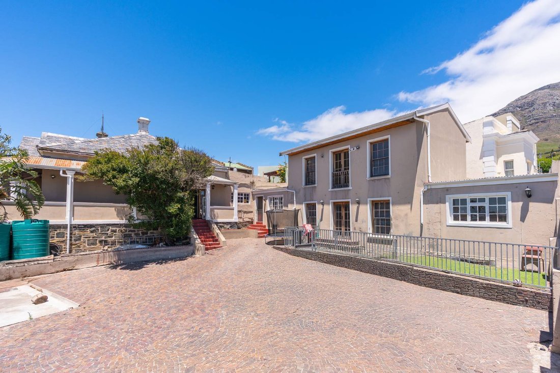 House in City Centre, Cape Town, South Africa 1 - 16958128