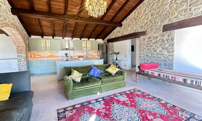 Villa in Barga, Tuscany, Italy 3 - 16958077