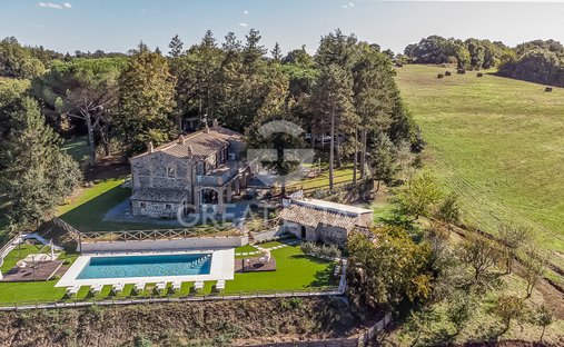 Estate in Center, Orvieto, Umbria 1