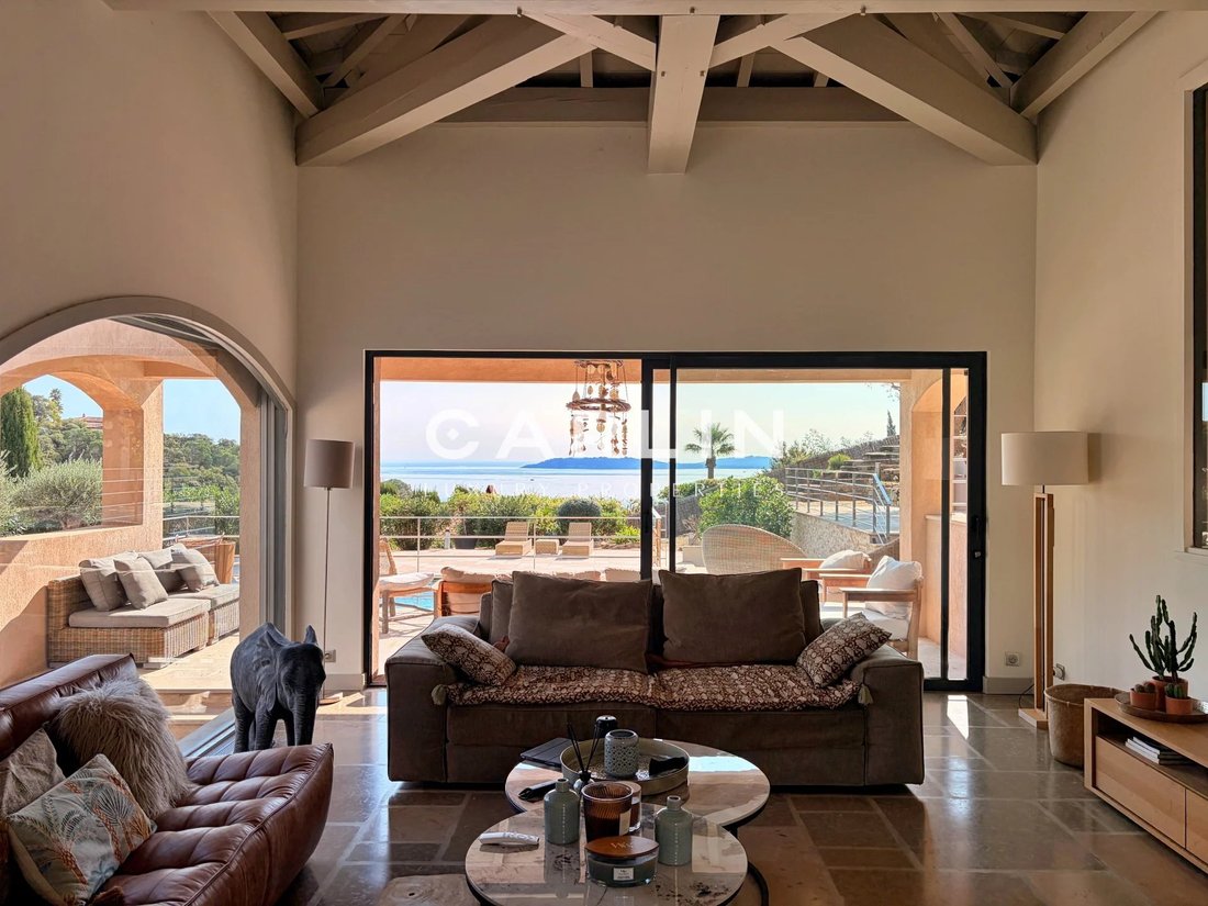 Villa in Les Bouteillers, Sainte-Maxime, France 5 - 16960279